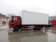 Άσπρο/κόκκινο χρώμα 6.8m κατεψυγμένο 4X2 φορτηγό FAW με 5800mm Wheelbase