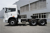 Κεφάλι φορτηγών ρυμουλκών τρακτέρ J5P 6x4 με τα ελαστικά αυτοκινήτου 12.00R20