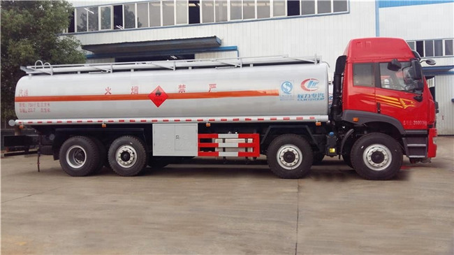 Κινητά αεροσκάφη φορτηγών βυτιοφόρων πετρελαίου diesel FAW 8*4 336hp 35CBM που ανεφοδιάζουν σε καύσιμα το χειρωνακτικό τύπο μετάδοσης