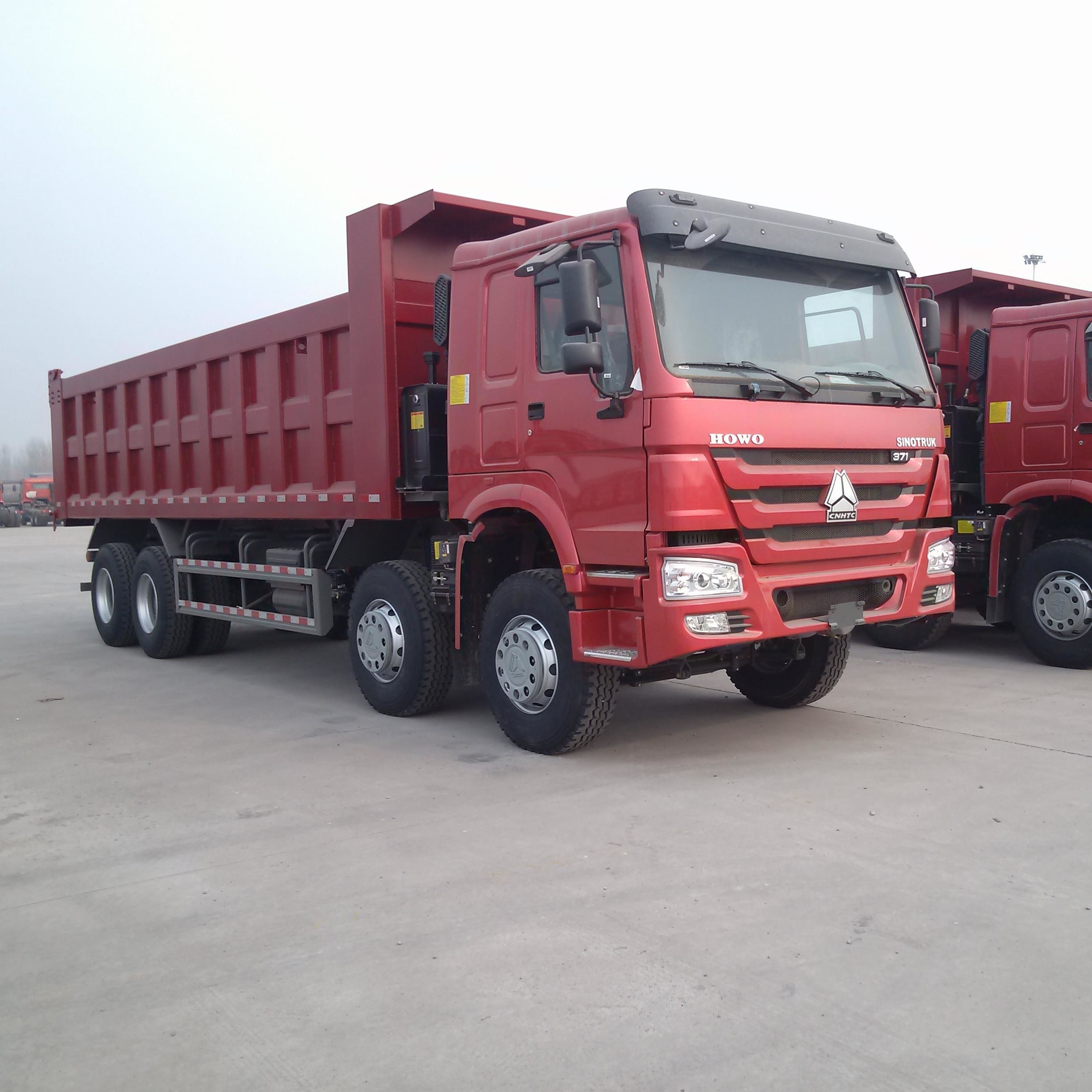 Tipper απορρίψεων ροδών ZZ3317N3867 12 φορτηγά με το ευρο- κόκκινο χρώμα 2 371HP