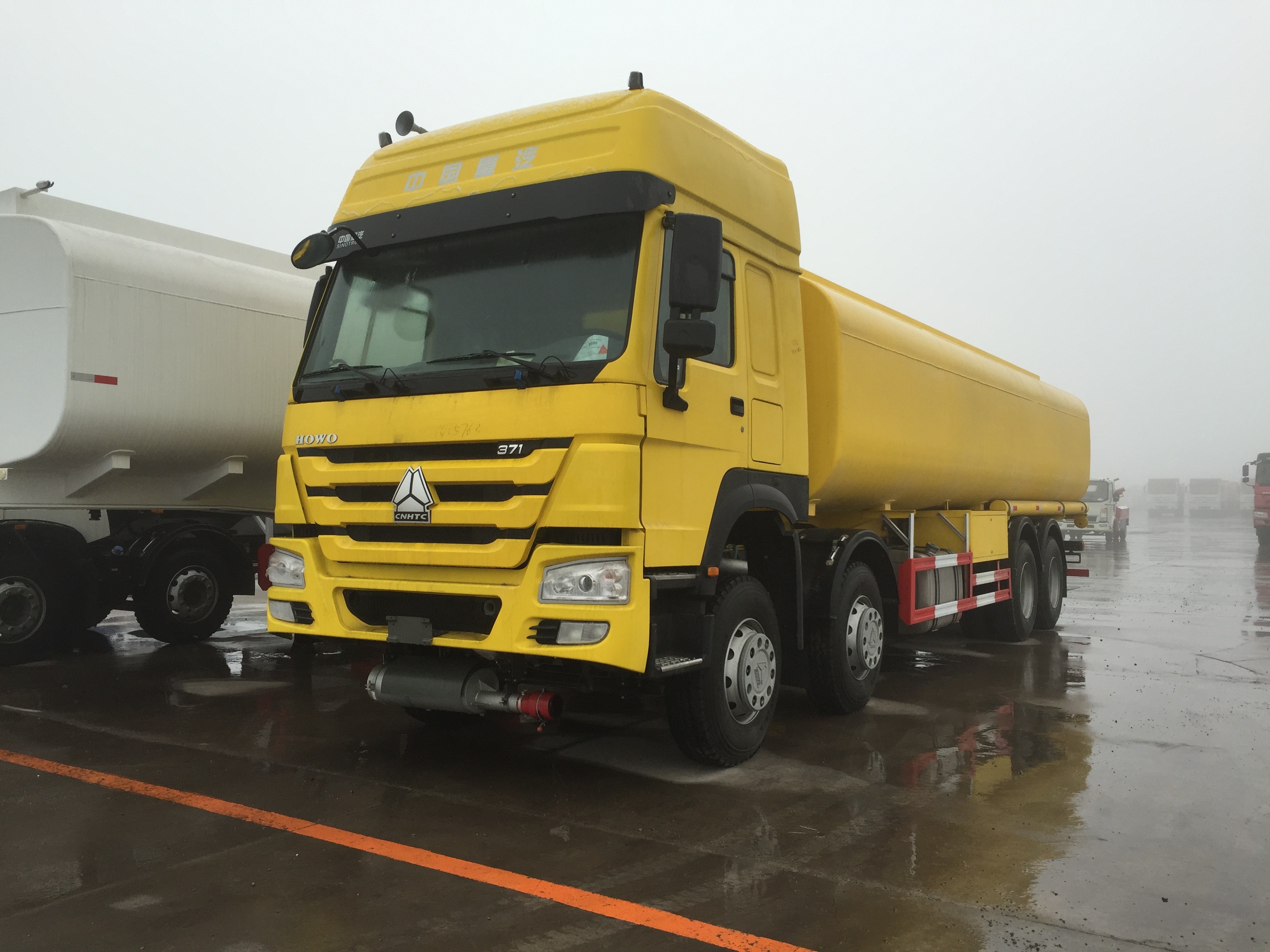 15001 - 30000L φρέσκο φορτηγό βυτιοφόρων γάλακτος, φορτηγό μεταφορών ανοξείδωτου 6*4 FAW 15.3m3 304