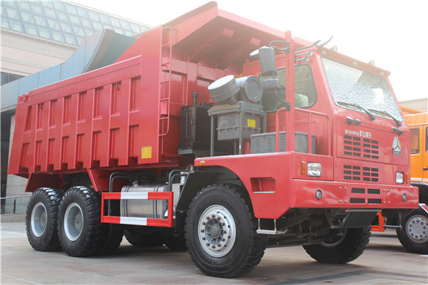 Κόκκινοι 10 πολυάσχολοι που εξάγουν το φορτηγό απορρίψεων με τον οπίσθιο άξονα 8545x3326x3560 χιλ. AC26