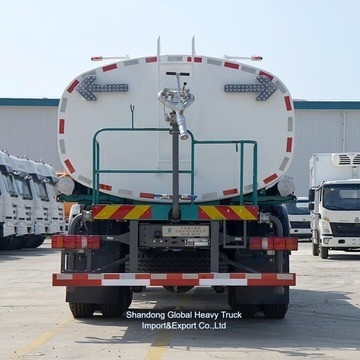 Σινοτρούκ HOWO 6X4 φορτηγό δεξαμενόπλοιου νερού 18000L 20000L 20 τόνων