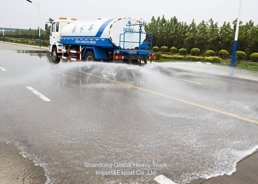 Sinotruk 3000λιτρ. δεξαμενή νερού Σπρινκλερ φορτηγό για τη μεταφορά νερού και καθαρισμό δρόμων