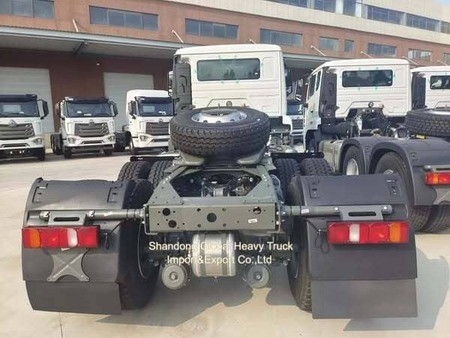 Κινέζικη διάσημη μάρκα Sinotruk HOWO βαρύ φορτηγό HOWO 6*4 τρακτέρ φορτηγό με 410 HP