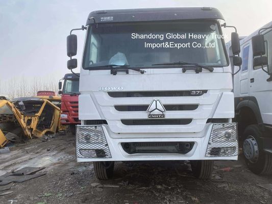Αξιόπιστο φορτηγό HOWO 8x4 με κινητήρα 420hp και χωρητικότητα 30-45 CBM για βαριές μεταφορές στην Τανζανία