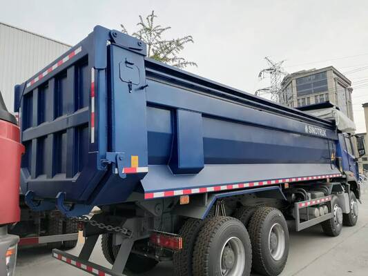 Ανανεωμένο μπετονιέρα HOWO 10 κυβικών μέτρων με κινητήρα 371HP για οικονομική παράδοση σκυροδέματος