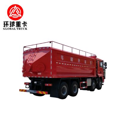Durable Fracturing Sand Tanker Dump Truck with Euro 2 Emission Standard and 1697L/Min Maximum Plunger Pump Displacement