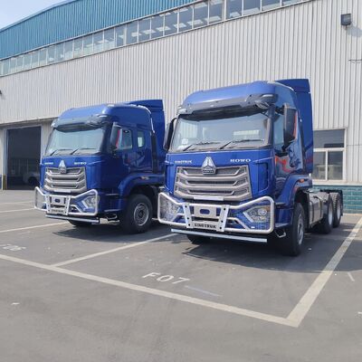 HOWO NX Τρακτέρ με 6×4 τροχούς κίνησης βαρύ κινητήρα ντίζελ και καμπίνα ύπνου υψηλής οροφής για μεταλλευτική και μακρινή μεταφορά εμπορευμάτων