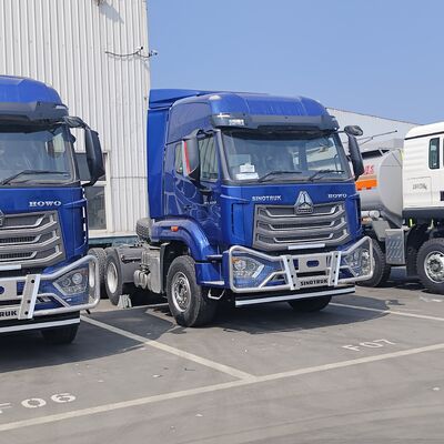HOWO NX 6×4 Τρακτέρ με κινητήρα 380-460HP για τη μεταφορά βαρέων εμπορευμάτων και τη μακρινή εφοδιαστική