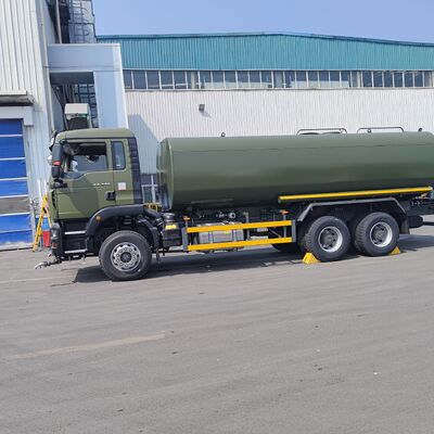HOWO TX 6×4 φορτηγό δεξαμενής νερού με ωφέλιμο φορτίο 20 τόνων Euro 2 πρότυπο εκπομπών και 6×4 τροχό κίνησης για καθαρισμό δρόμου