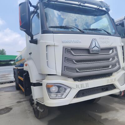 HOWO NX 6×4 CNG Tank Fuel Truck με κινητήρα 400HP και χωρητικότητα 30.000L για τη μεταφορά ντίζελ και βενζίνης