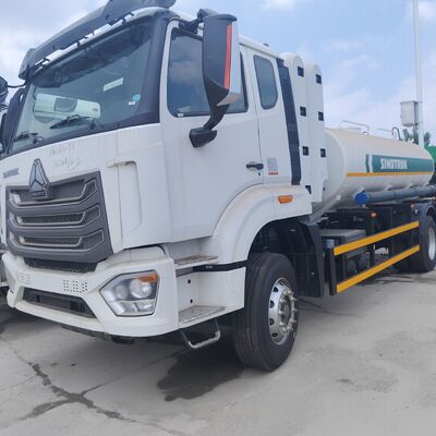 HOWO NX 6×4 CNG Tank Fuel Truck με κινητήρα 400HP και ωφέλιμο φορτίο 20T για τη μεταφορά ντίζελ και βενζίνης