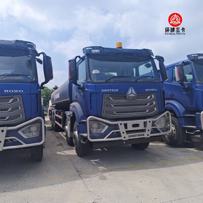 HOWO NX 8x4 30000L Βυτιοφόρο Καυσίμων Βαρέως Τύπου Φορτηγό Ντίζελ για την Αγορά της Νιγηρίας