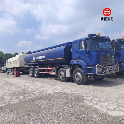 HOWO NX 8x4 30000L φορτηγό δεξαμενών καυσίμου βαρύ φορτίο πετρελαίου ντίζελ φορτηγό δεξαμενών πετρελαίου για την αγορά της Αφρικής