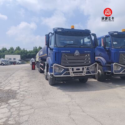 HOWO NX 8x4 30000L φορτηγό δεξαμενών καυσίμου βαρύ φορτίο πετρελαίου ντίζελ φορτηγό δεξαμενών πετρελαίου για την αγορά της Αφρικής
