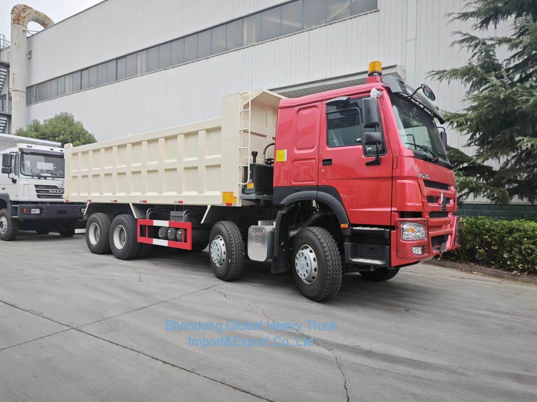 HOWO 7 8X4 371HP Περικύκλωμα Ανακαινισμένο Sinotruk HOWO Τρακ 371HP 12 ελαστικά