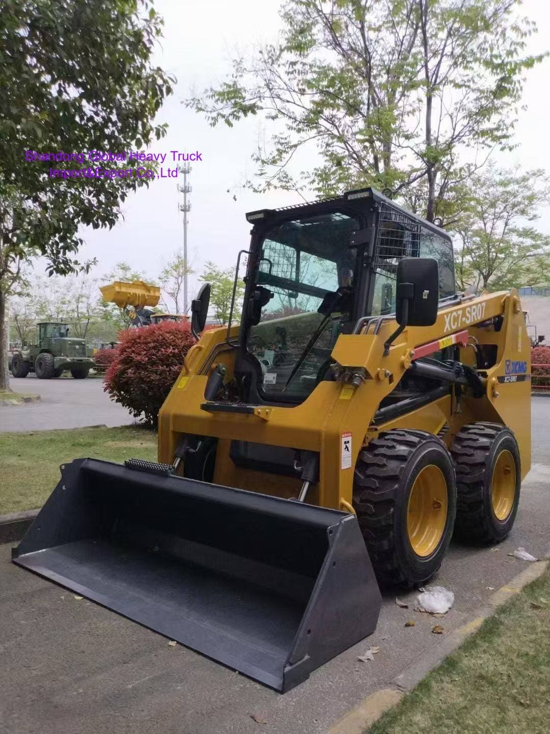 XC7-SR07 Μίνι Φορτωτής Skid Steer 3 Τόνων 35.5kw με πιστοποίηση CE