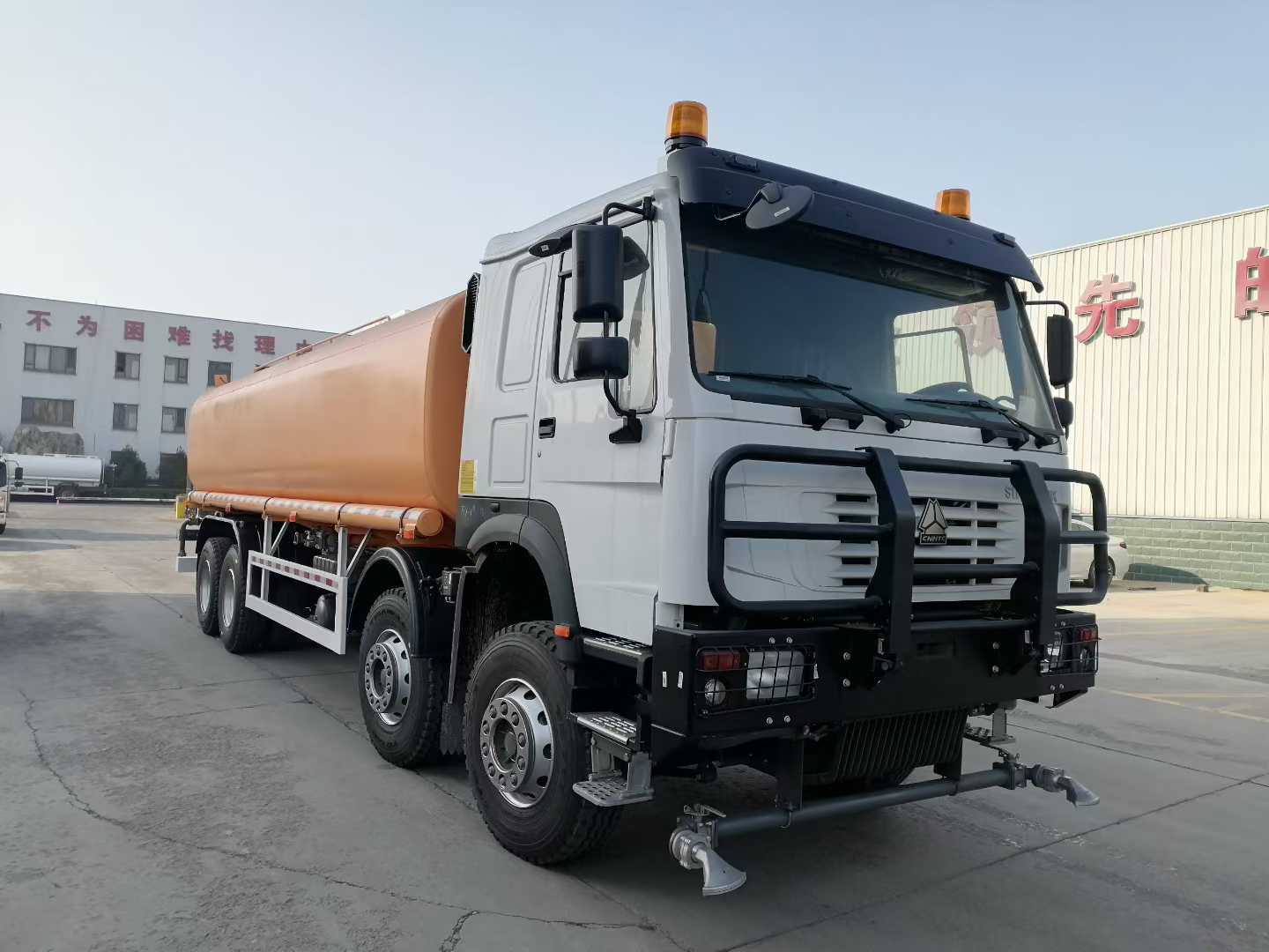 HOWO Nx 6X4 380HP 25000 λίτρων Βυτιοφόρο Πόσιμου Νερού με Ενισχυμένο Σασί