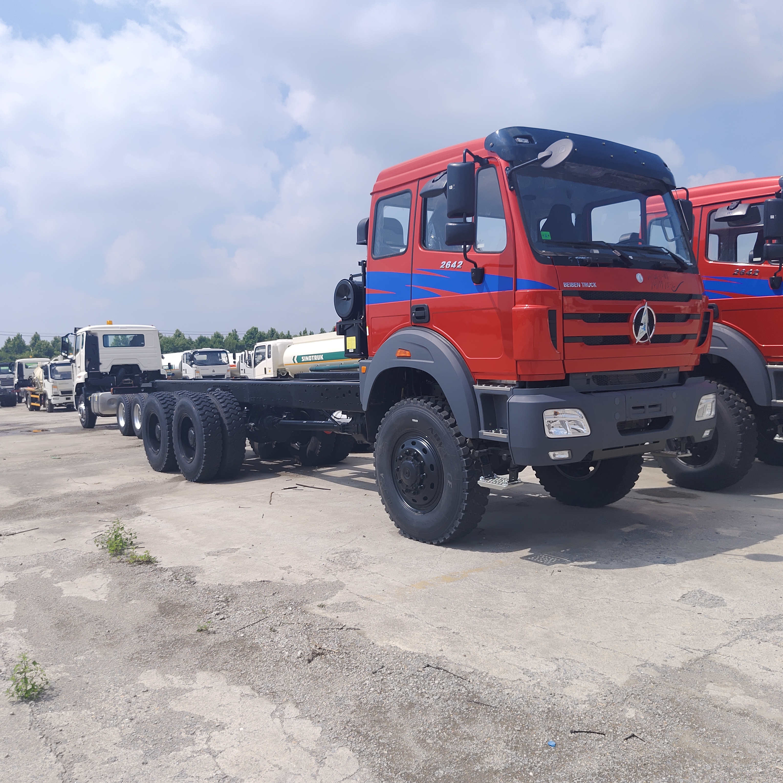 BEIBEN 2642 6 × 6 ορυχείο Dump Truck με 420HP WEICHAI κινητήρα και 30-40 τόνων ωφέλιμο φορτίο για την εξόρυξη βαριάς εργασίας